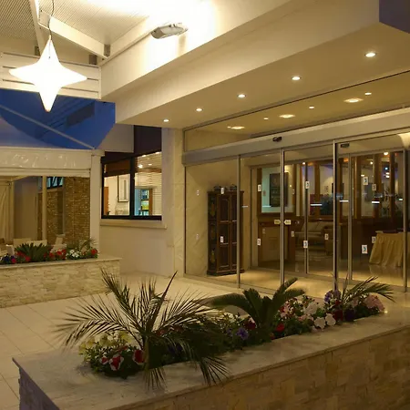 Senator - Adults Only Aparthotel