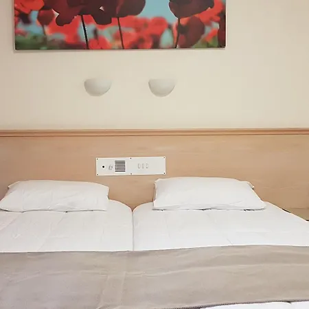 Lejlighedshotel Senator - Adults Only 3*