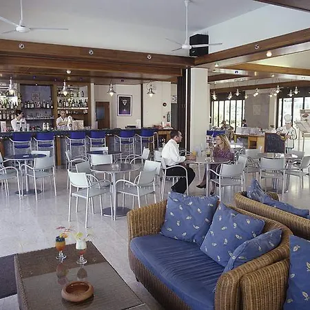 Senator - Adults Only Lejlighedshotel Ayia Napa